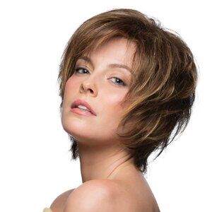 NEW Estetica Renae Face Framing Short Synthetic Wig in R12/14 Shade